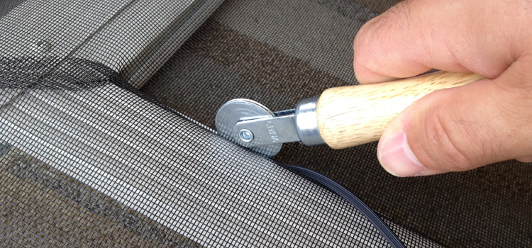 metal screen door repair in Myrtle Grove